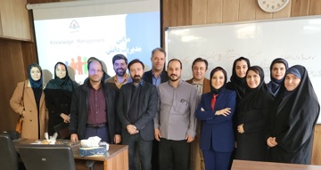 مدیریت دانش در دانشکده صنعت نفت تهران